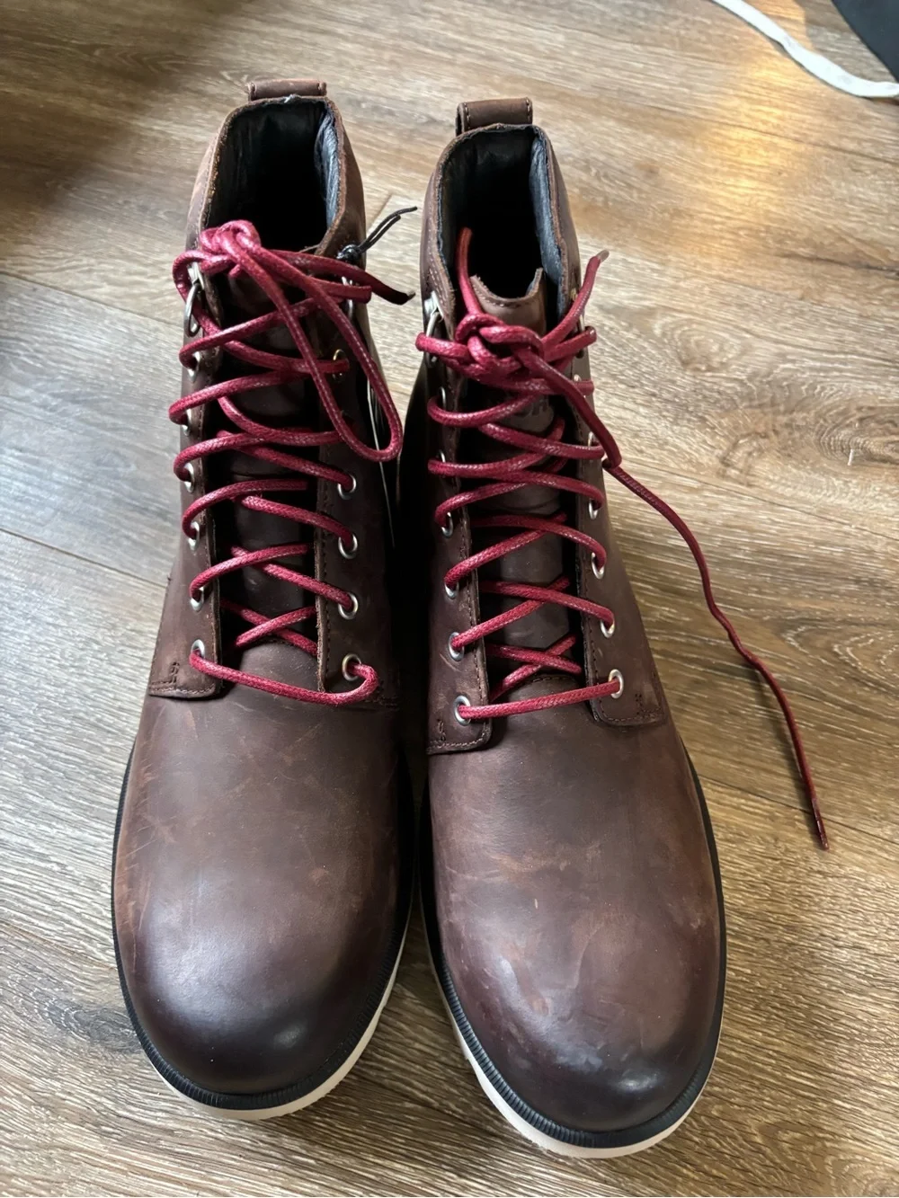 NWT Sorel Caribou Men’s Six Brown Outdoor Waterproof Boot Size 11